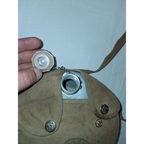 OLD VINTAGE BOY SCOUT OLD CANTEEN WITH CLOTH COVER STRAP BOY SCOUT'S OF AMERICA - Picture 4 of 5